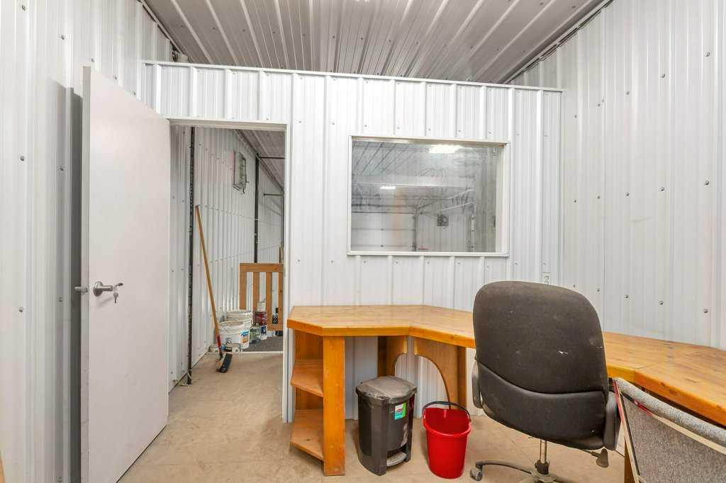 4911 50 Avenue Property Photo 18