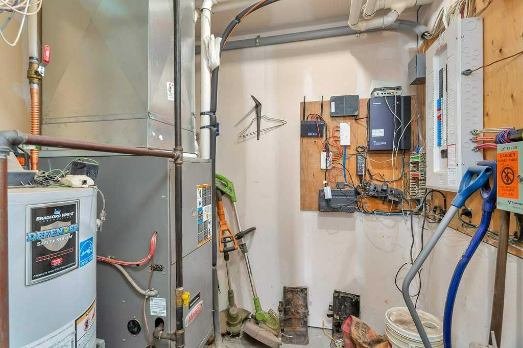 4911 50 Avenue Property Photo 25