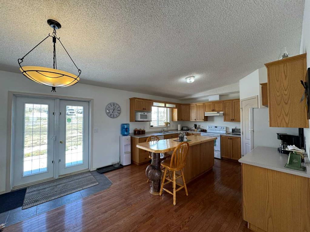 9321 Range Road 1-3 Property Photo 10
