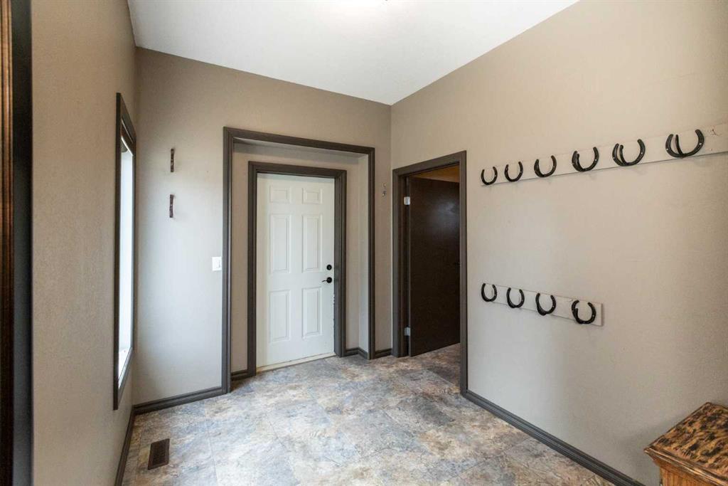 34156 Range Road 270 Property Photo 4