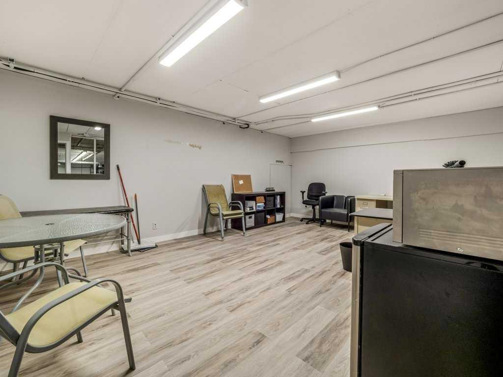 235 & 231 12b Street Property Photo 23