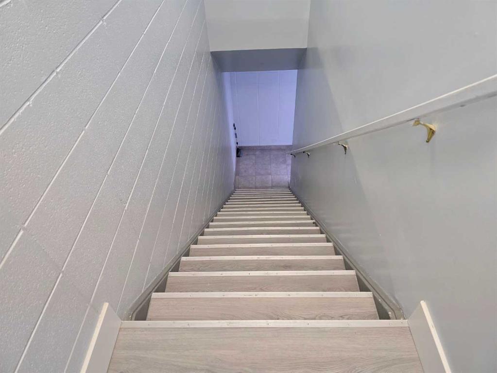 1420 40 Avenue Property Photo 9