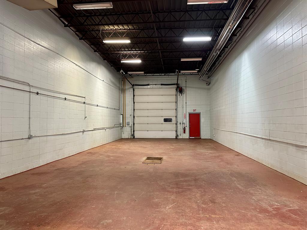 9508 110 Street Property Photo 5