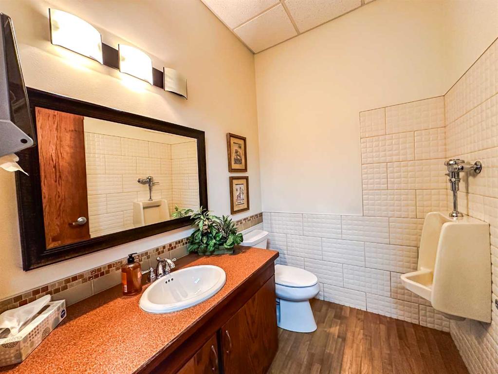 2107 Sirocco Drive 200 Property Photo 11