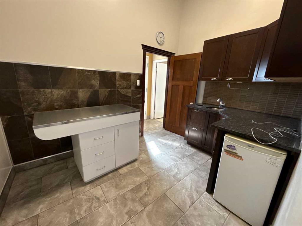 5502 Highway 2a Property Photo 9