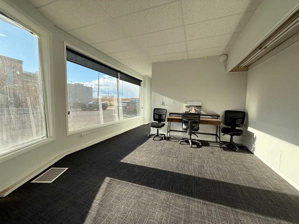 5010 50 Avenue Property Photo 17