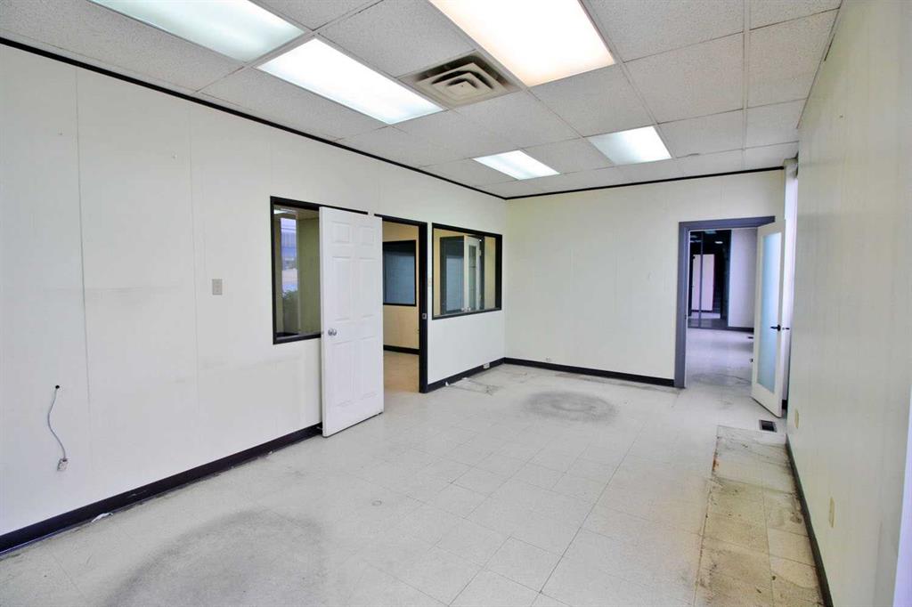 3501 23 Street Unit 111 Property Photo 8