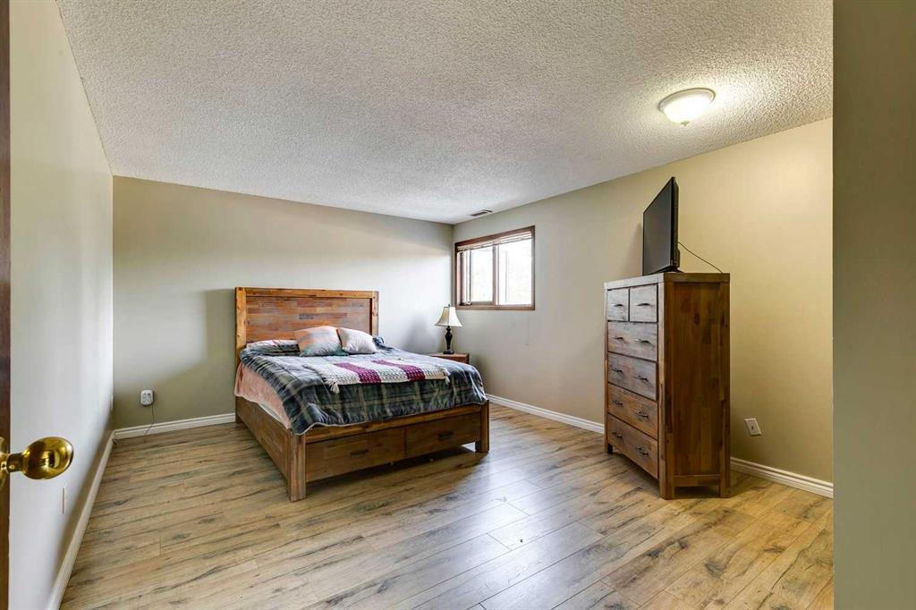 186007 Priddis Valley Road Property Photo 17