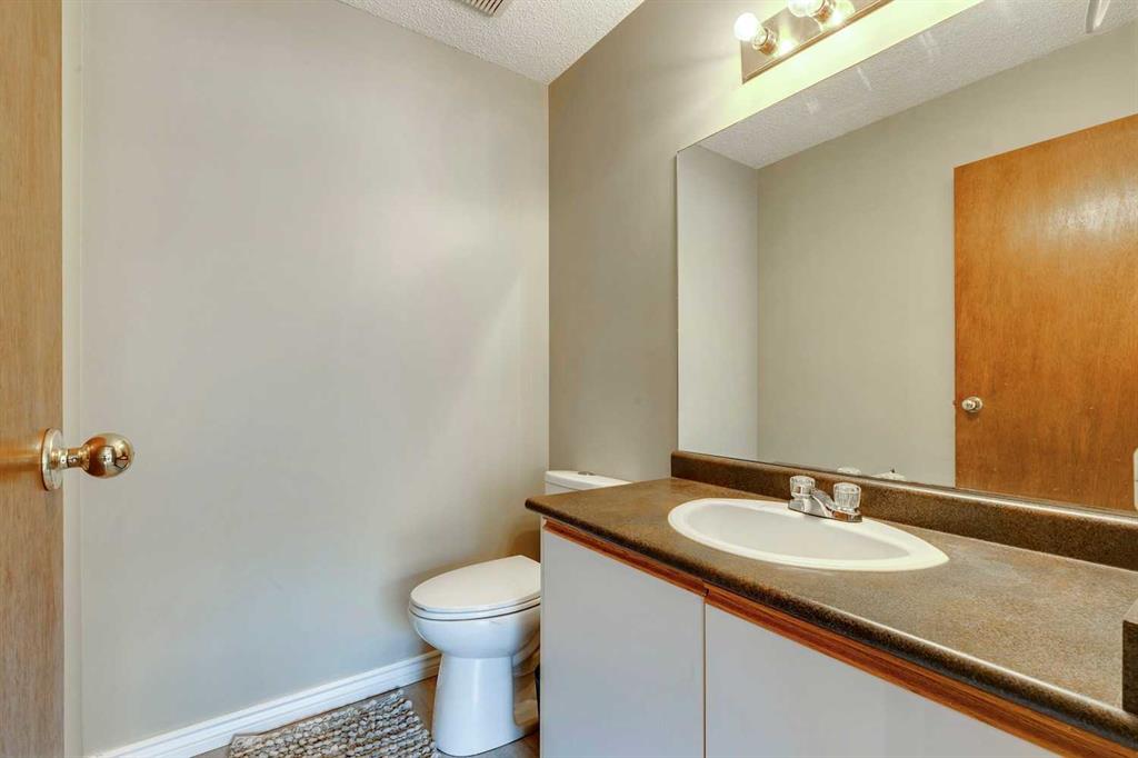 186007 Priddis Valley Road Property Photo 19