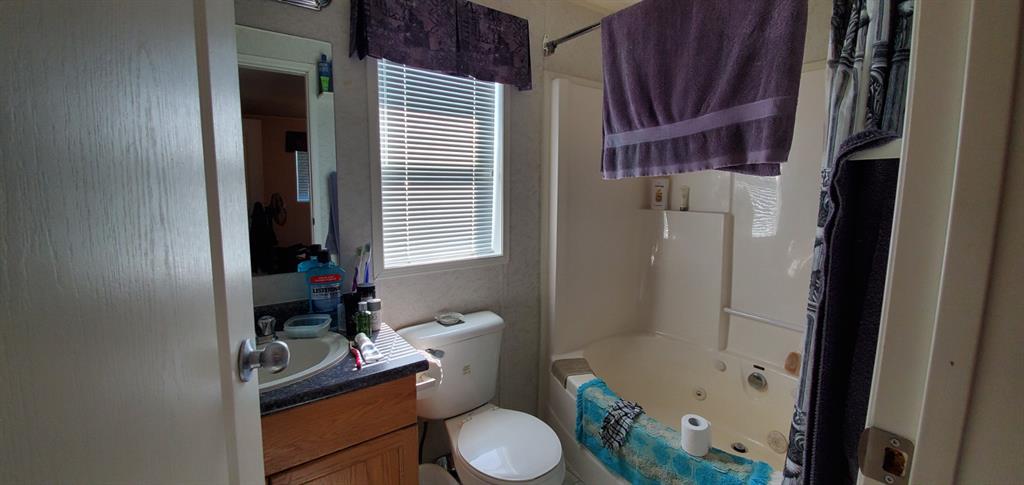 2212 Airport Road Property Photo 14