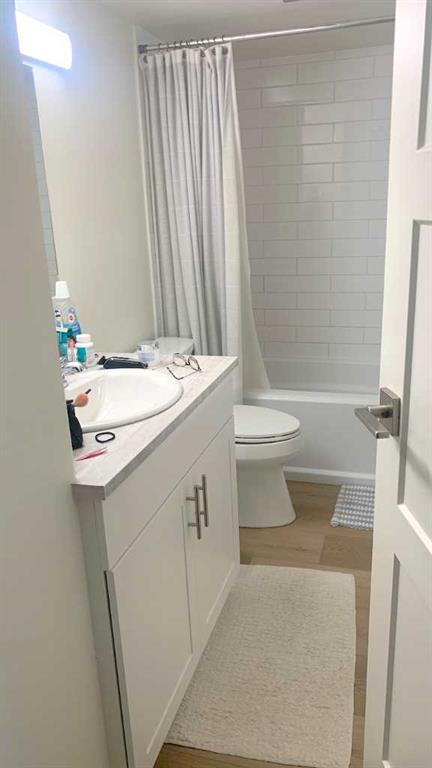 325 2 Avenue Property Photo 12