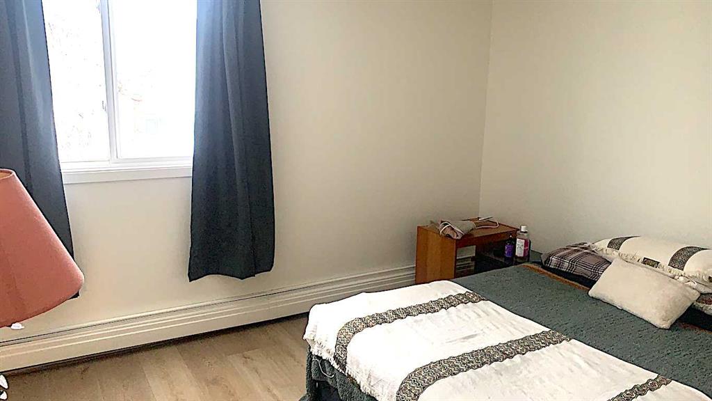 325 2 Avenue Property Photo 17