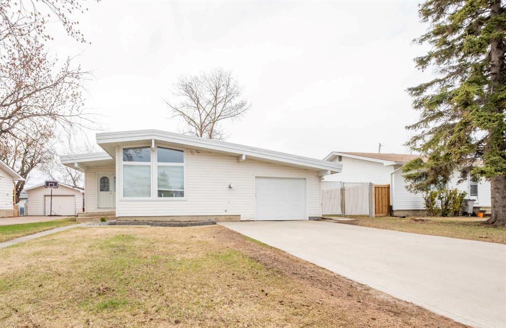 10245 113 Avenue Property Photo