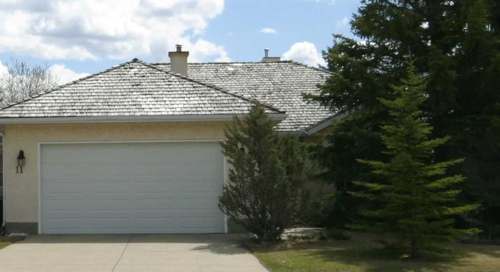 11 Hawkmount Heights Property Photo 1