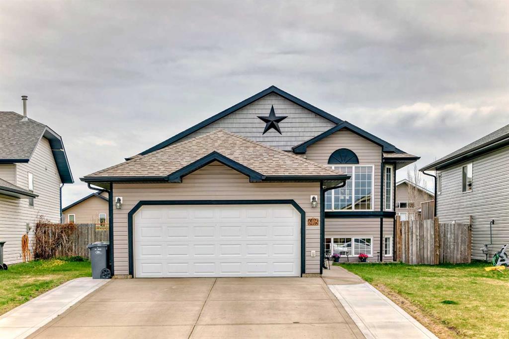 6405 60 Street Close Property Photo 1