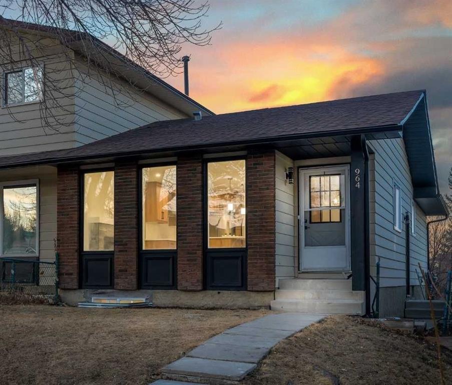 946 Berkley Drive Property Photo