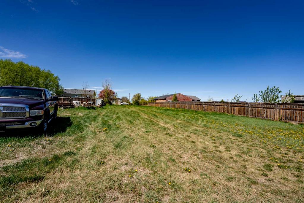 255n 300w Property Photo