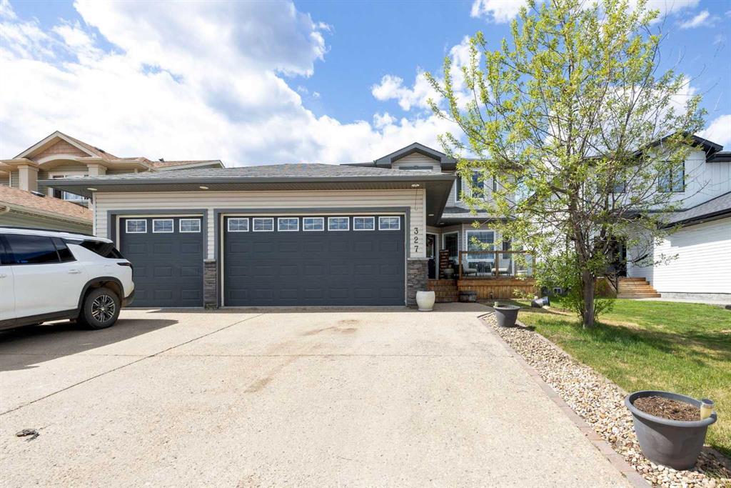 327 Williams Drive Property Photo 1