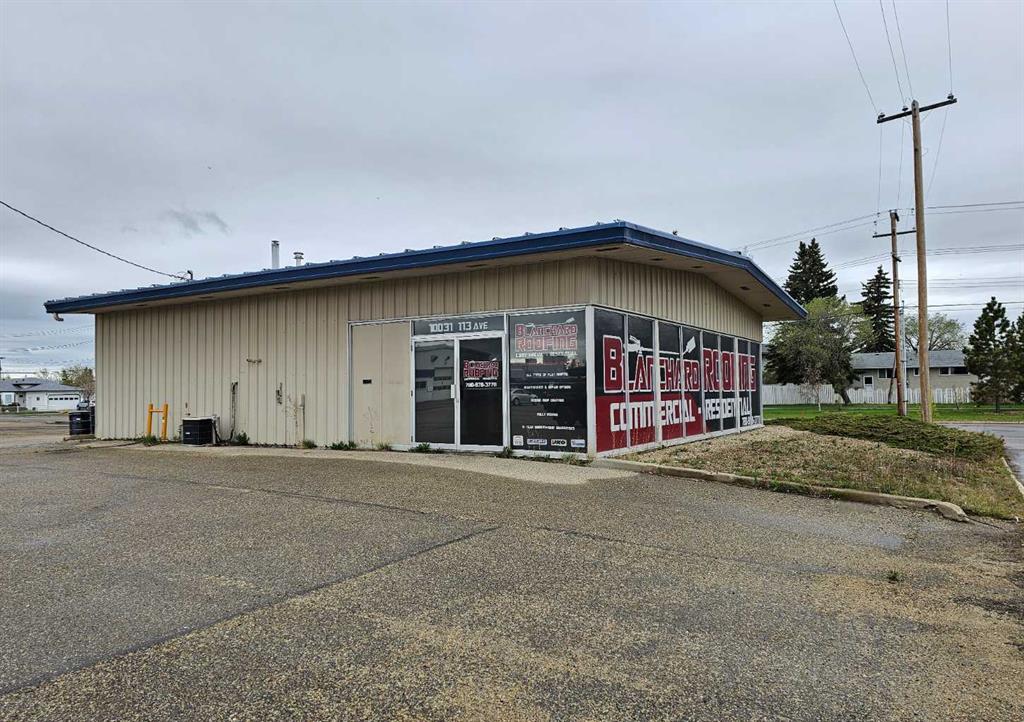 10031 113 Avenue Property Photo