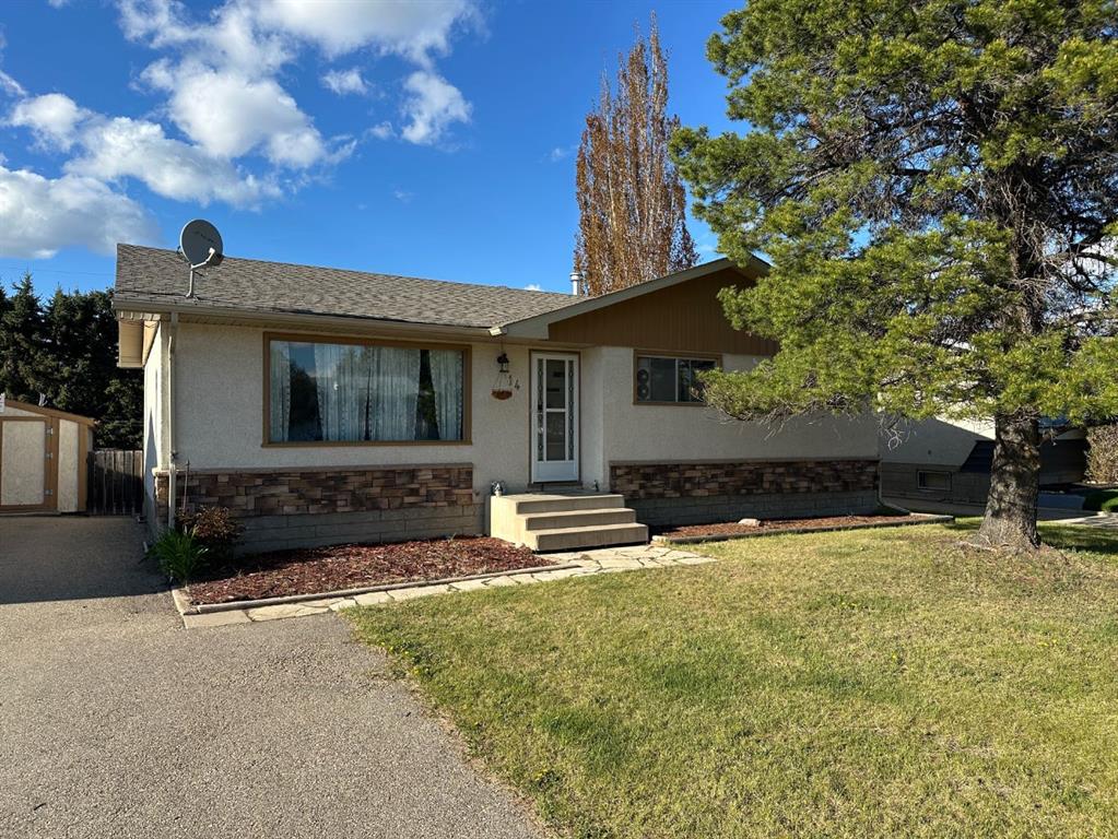 14 Athabasca Drive Property Photo