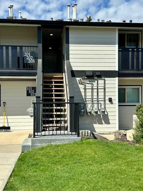 54 Bell Street 202 Property Photo 1