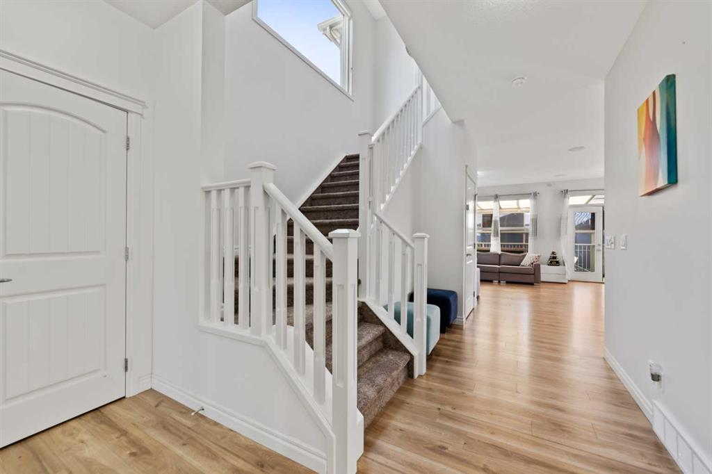 99 Evansglen Circle Property Photo 7