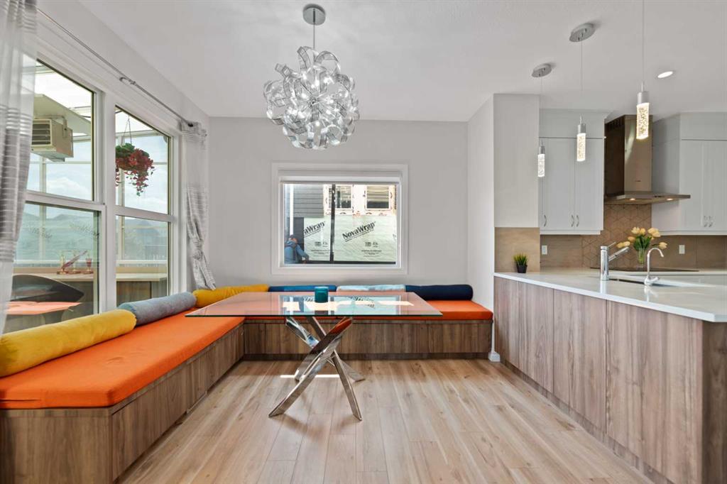99 Evansglen Circle Property Photo 12