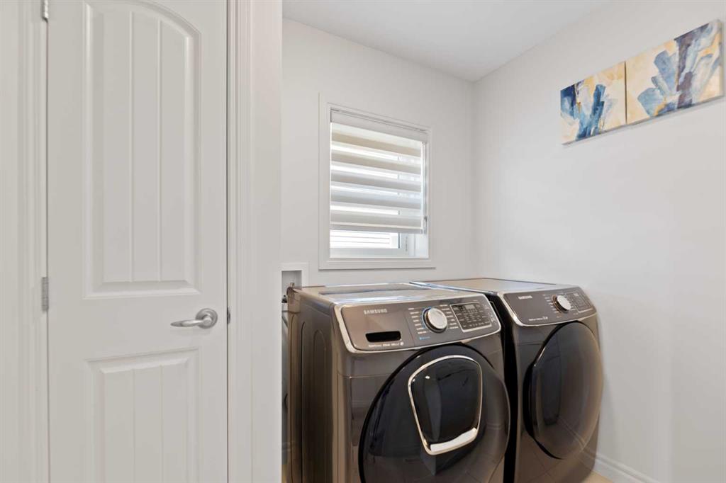 99 Evansglen Circle Property Photo 23