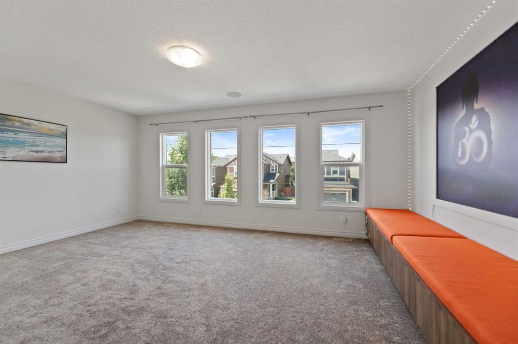 99 Evansglen Circle Property Photo 24