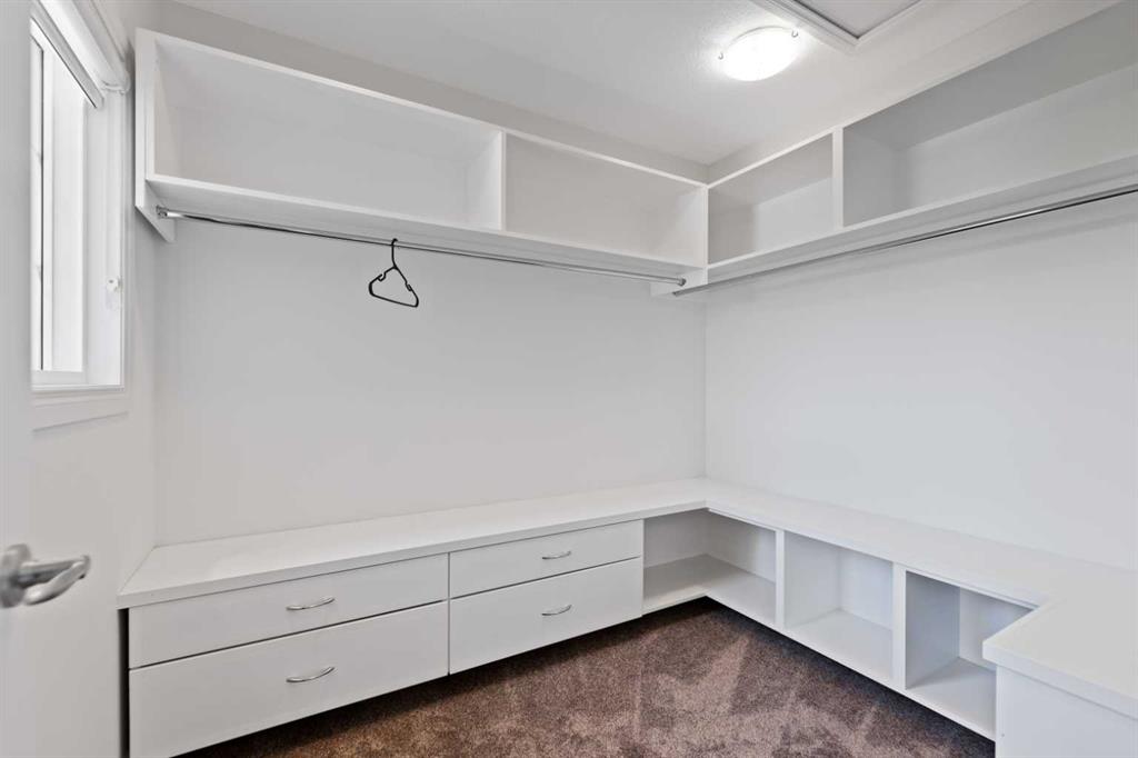 99 Evansglen Circle Property Photo 28