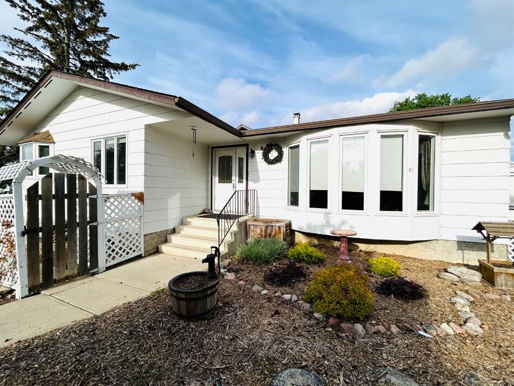 202 7 Avenue Property Photo 1