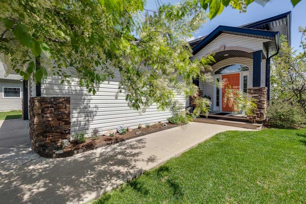 6307 60 Street Close Property Photo 1