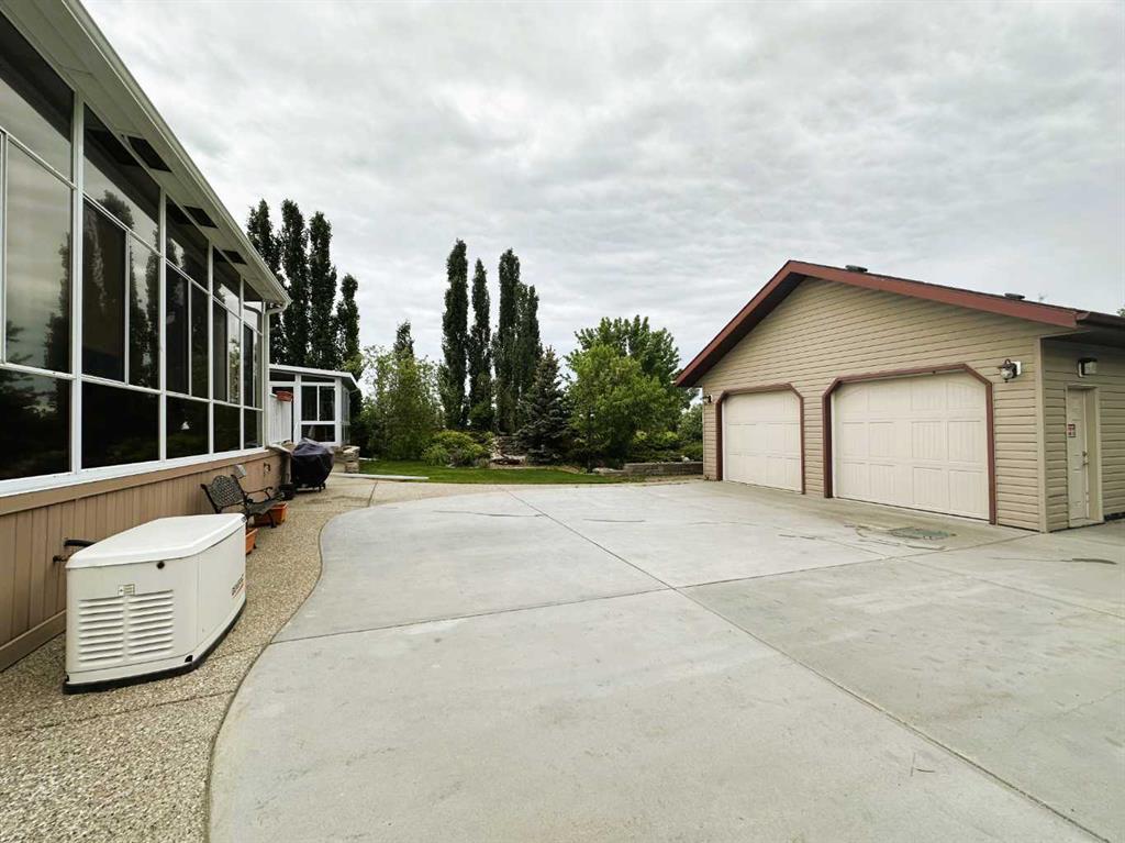 15902 104 Street Property Photo 7