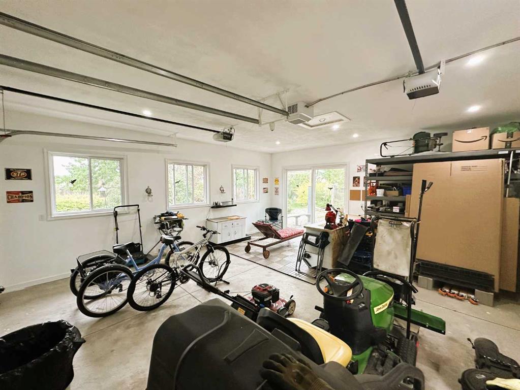 15902 104 Street Property Photo 8