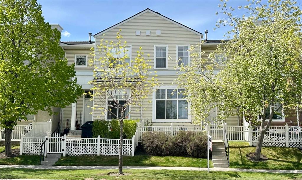208 Mckenzie Towne Link Property Photo 1