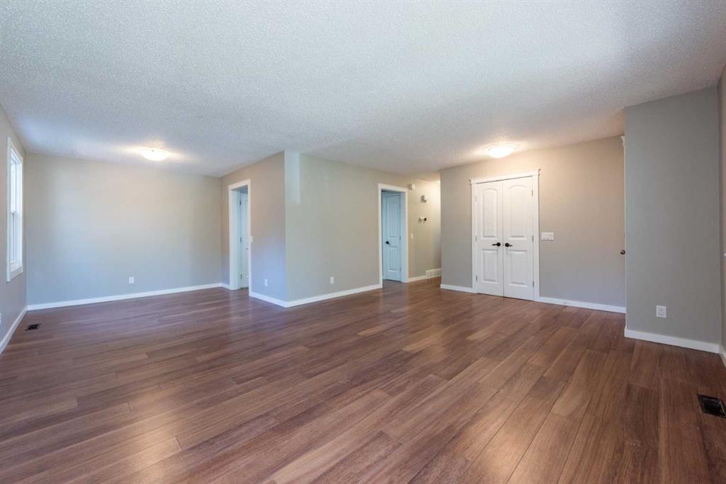 42 Lake Huron Place Property Photo 8