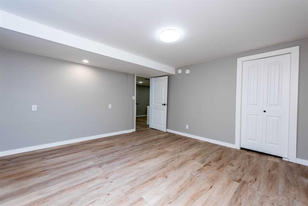 42 Lake Huron Place Property Photo 28