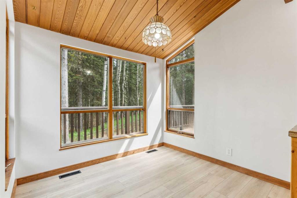 37 Aspen Creek Drive Property Photo 14