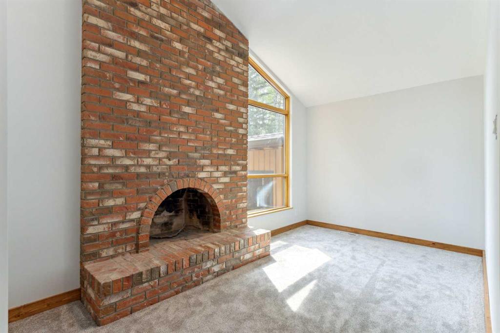 37 Aspen Creek Drive Property Photo 18