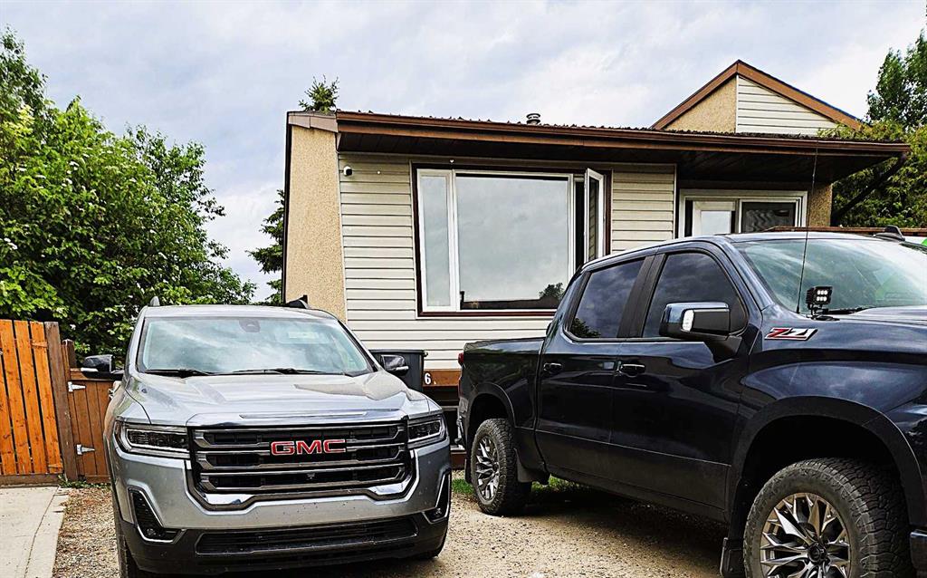 7106 99A Street Property Photo 1