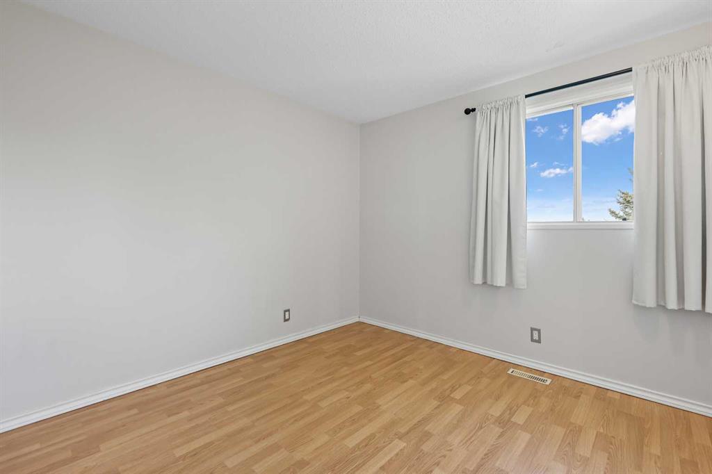 191 Castlebrook Road Property Photo 25