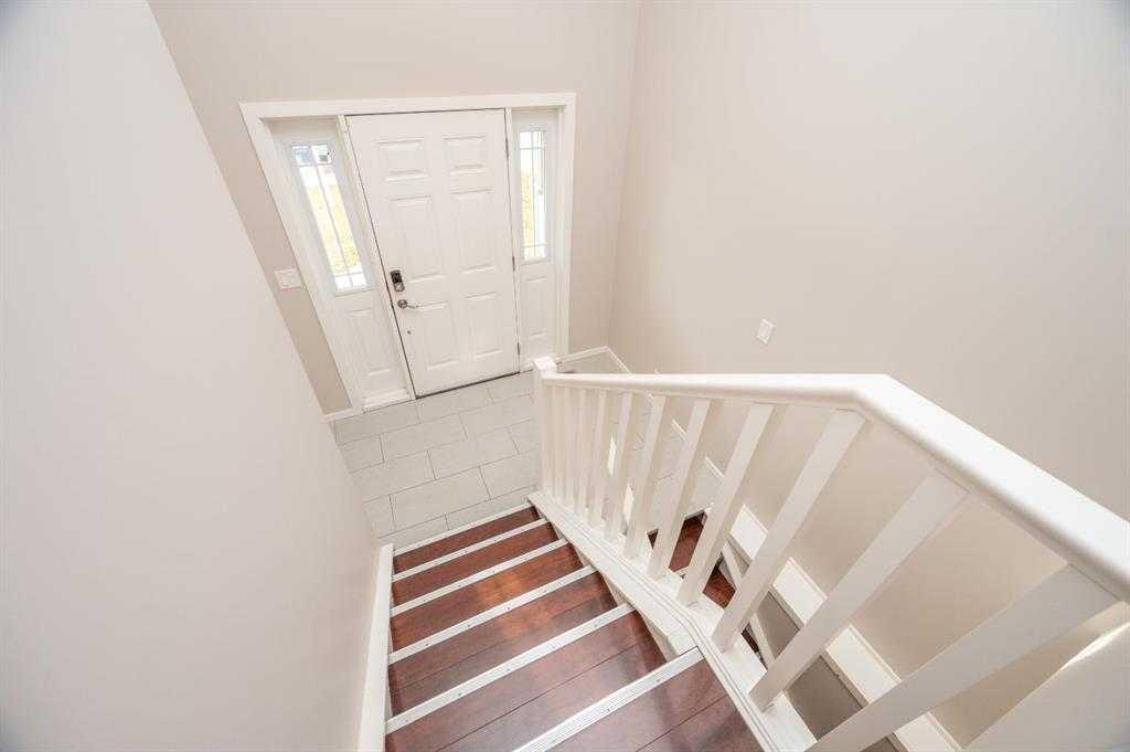60 Long Close Property Photo 2
