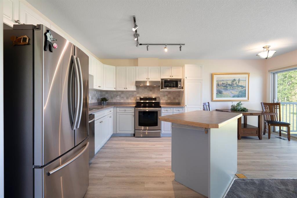 505 Epiphany Bay Property Photo 7
