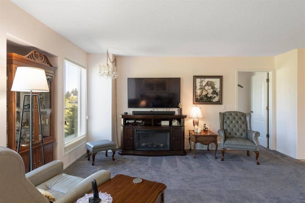 505 Epiphany Bay Property Photo 16