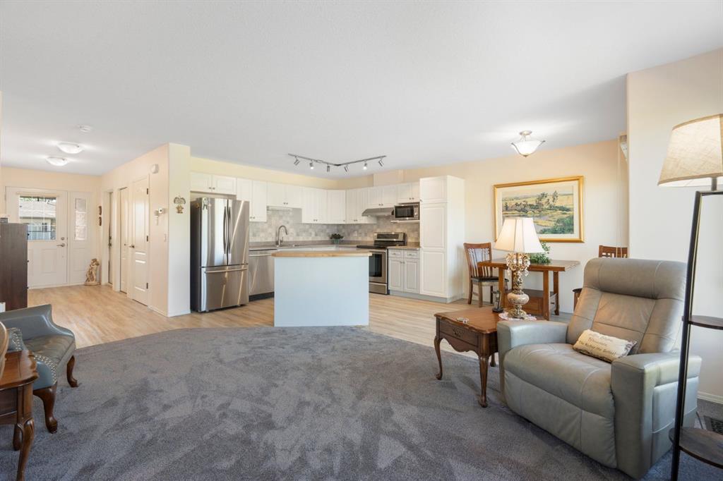 505 Epiphany Bay Property Photo 18