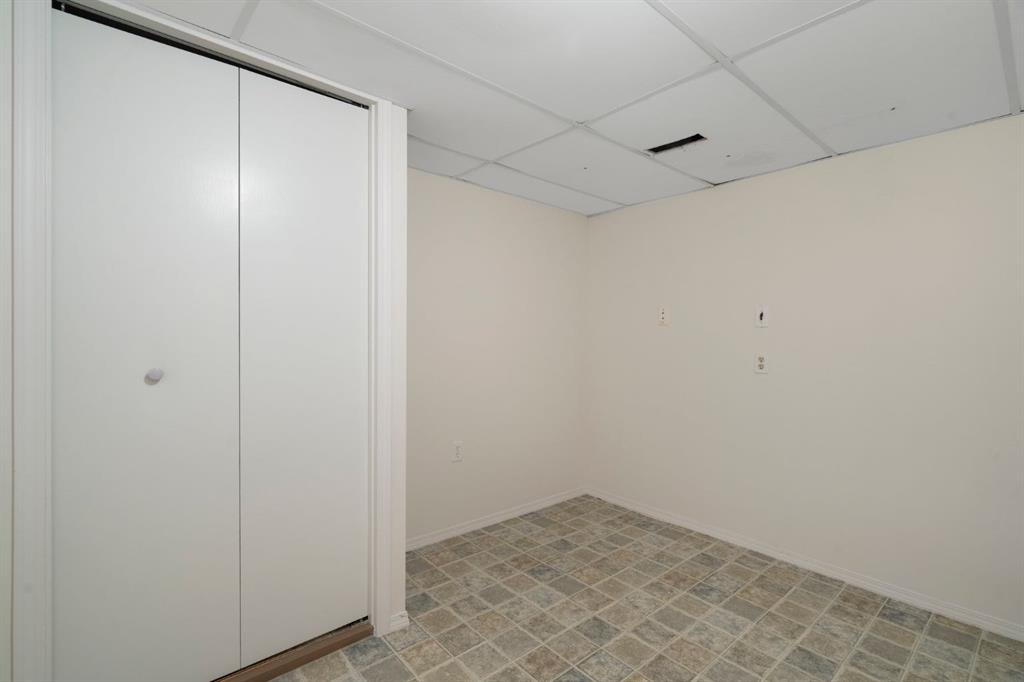 505 Epiphany Bay Property Photo 32
