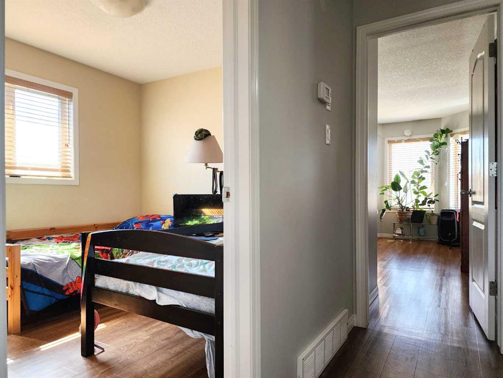 734 Aberdeen Crescent Property Photo 12