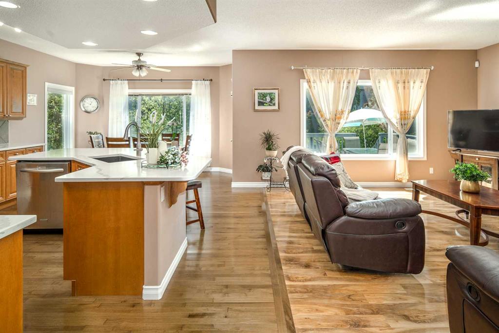 140 Everhollow Way Property Photo 8