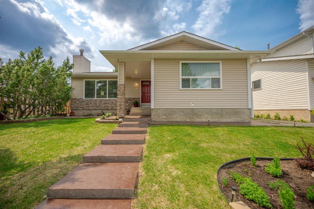 20 Woodford Crescent Property Photo 3
