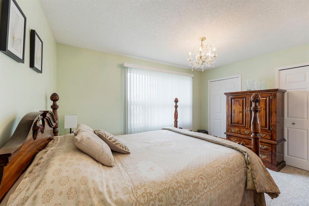 20 Woodford Crescent Property Photo 21